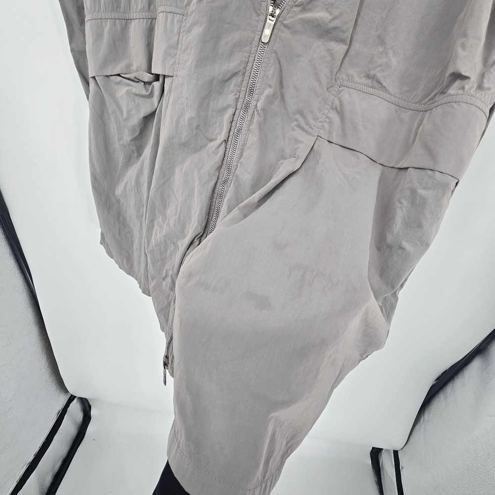Lululemon stroll city grey silver jacket midi leghnth size 10 - Picture 9 of 10